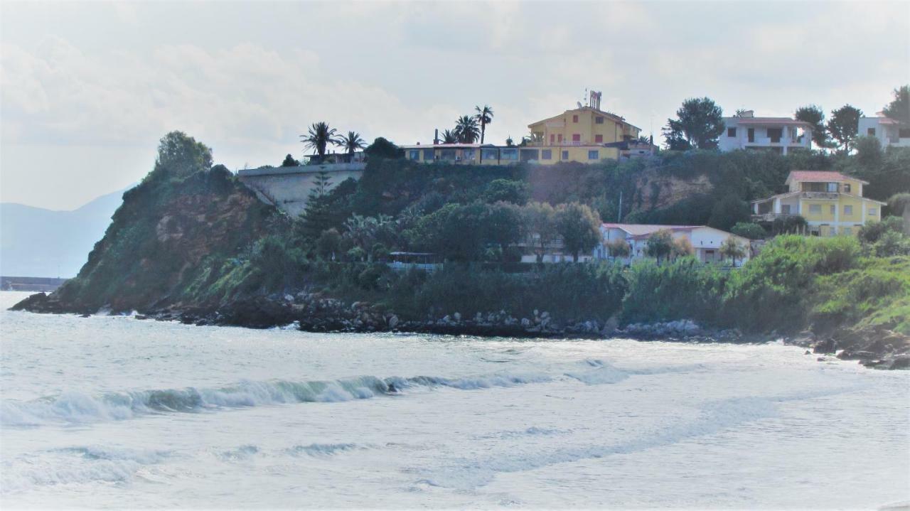Sapori Di Mare Apartment Trappeto  Bagian luar foto